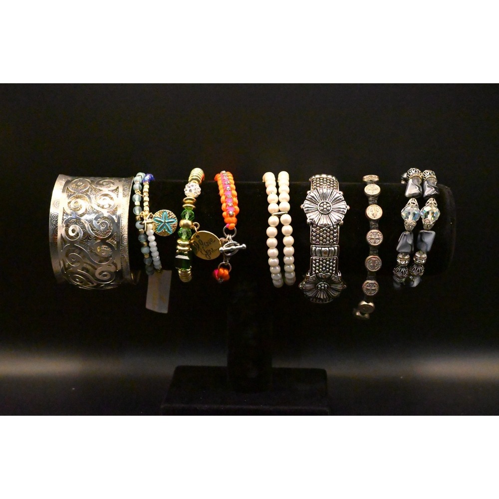 Vintage & Modern Bracelet Lot Mixed Jewelry Accessories Fashion Outfit Accent